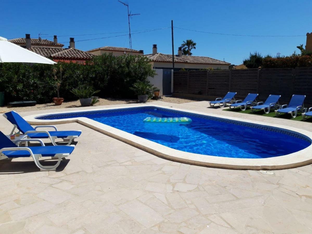 Villa Voor 8 Personen Met Zwembad Calafat Exterior photo